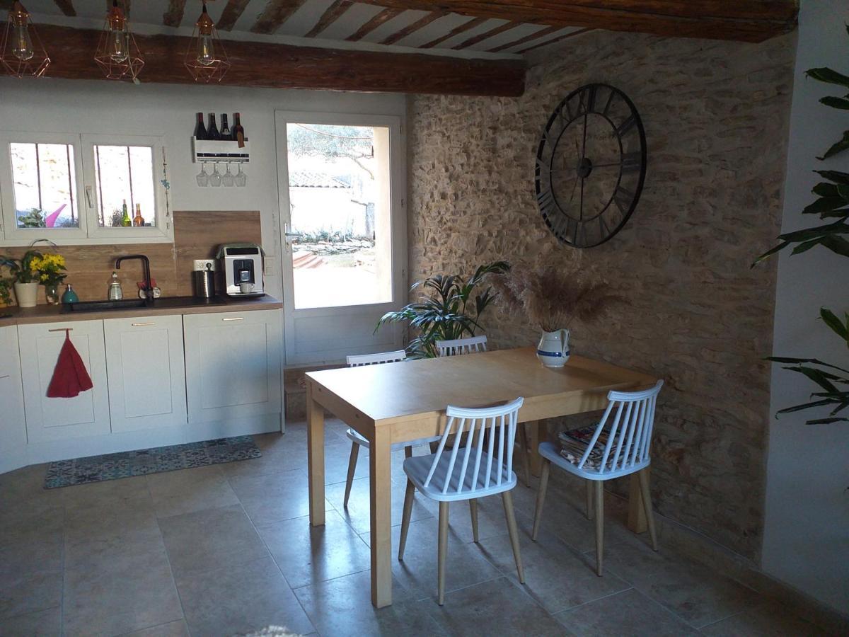 Bed and Breakfast Deux M Villes-sur-Auzon Экстерьер фото