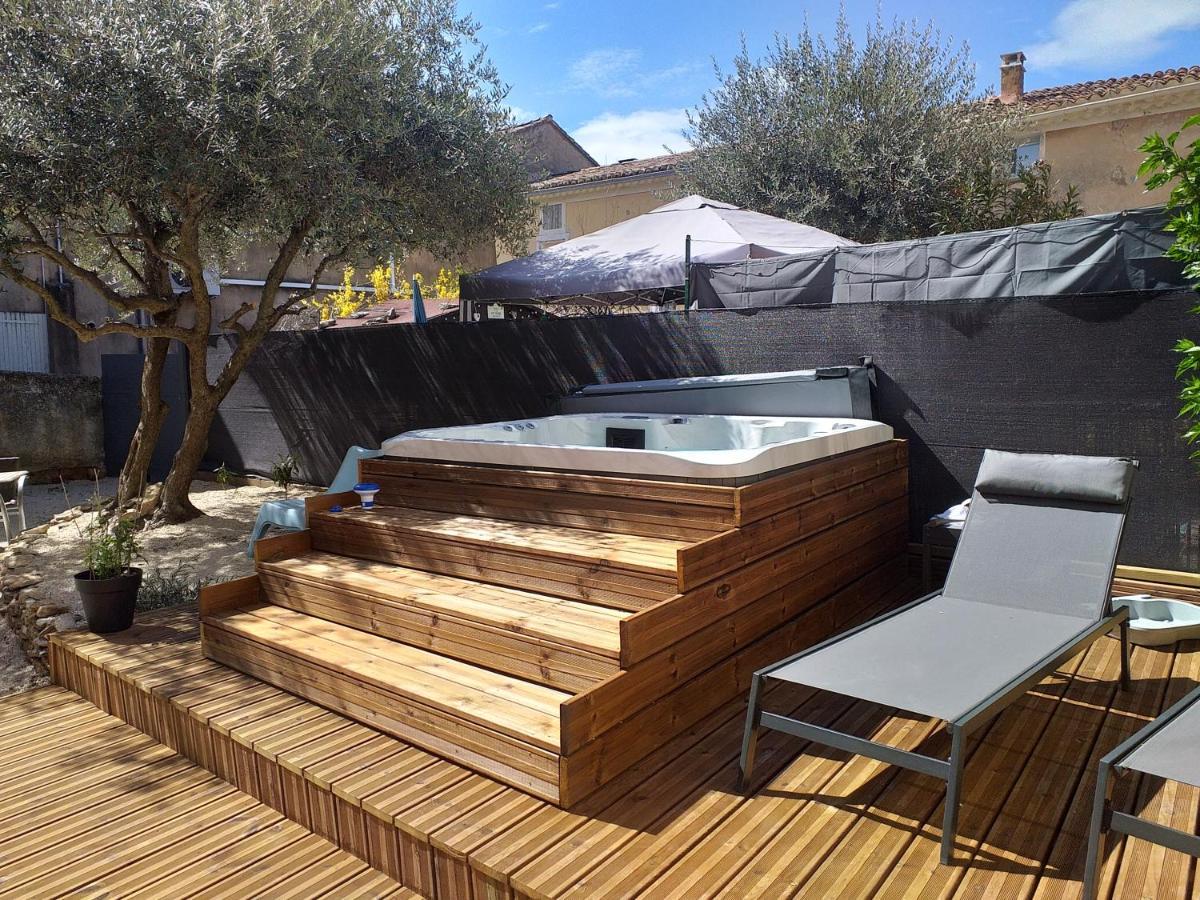 Bed and Breakfast Deux M Villes-sur-Auzon Экстерьер фото