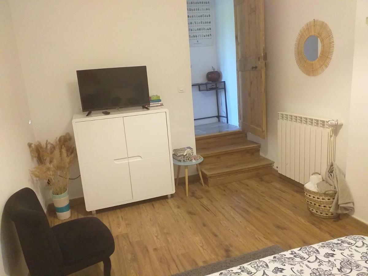 Bed and Breakfast Deux M Villes-sur-Auzon Экстерьер фото