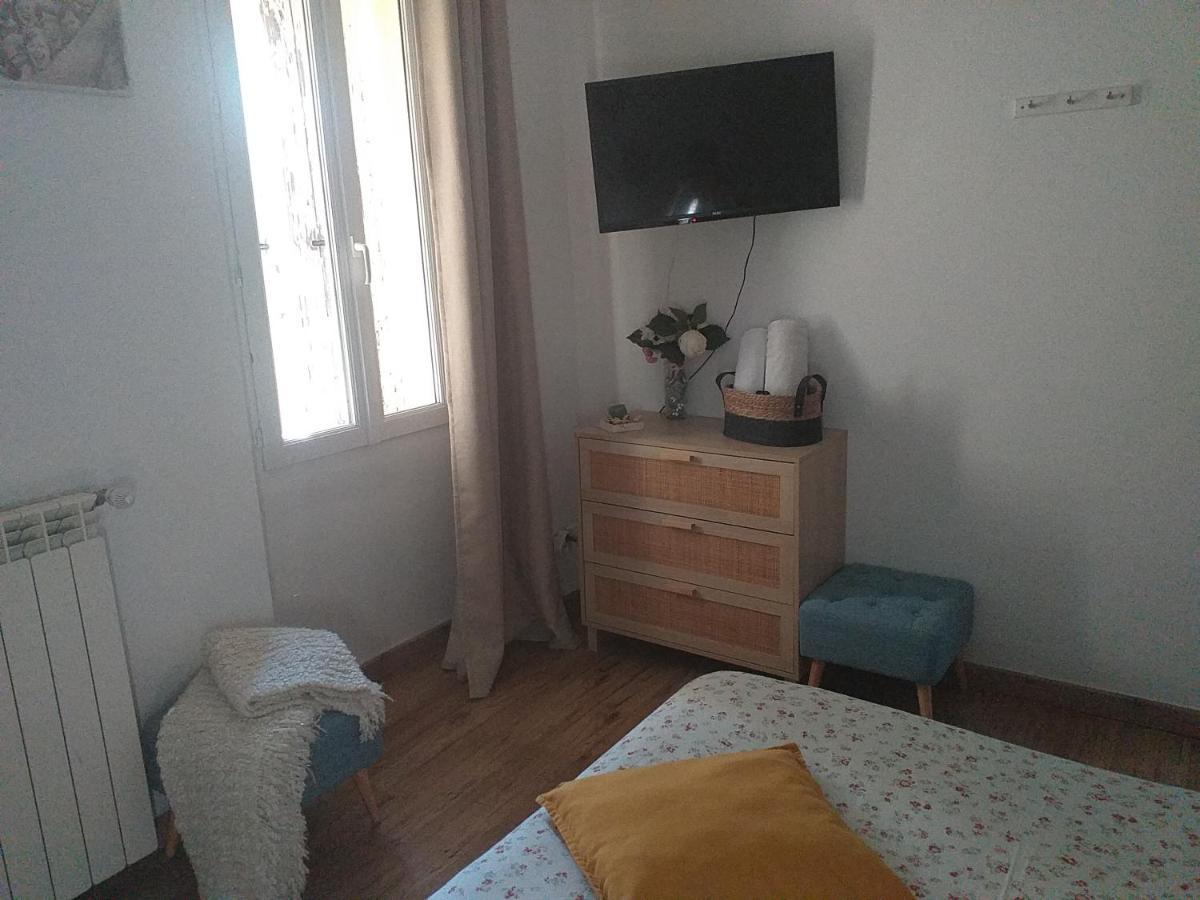 Bed and Breakfast Deux M Villes-sur-Auzon Экстерьер фото